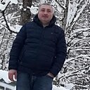 Знакомства: Revaz, 47 лет, Самтредиа
