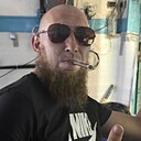 Знакомства: Андрей, 33 года, Донецк