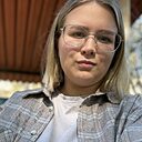 Знакомства: Валерия, 22 года, Асбест