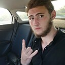 Знакомства: Александр, 18 лет, Тюмень