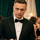 Знакомства: Максим, 27 лет, Херсон