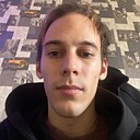Знакомства: Кирилл, 22 года, Саратов