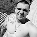 Знакомства: Давид, 25 лет, Красный Луч