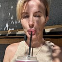 Знакомства: Наташа, 39 лет, Санкт-Петербург