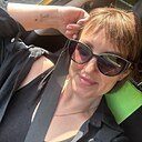 Знакомства: Елена, 43 года, Новоуральск