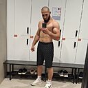 Знакомства: Shaxzod, 32 года, Нижнекамск