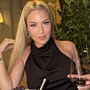 Знакомства: Касандра, 39 лет, Астана