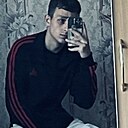 Знакомства: Данил, 20 лет, Златоуст
