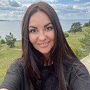 Знакомства: Ксения, 36 лет, Новоуральск