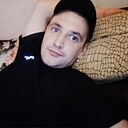 Знакомства: Максим, 23 года, Пролетарск