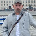 Знакомства: Максим, 46 лет, Усолье-Сибирское