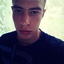 Знакомства: Макс, 28 лет, Вязьма