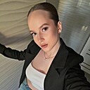 Знакомства: Карина, 18 лет, Воронеж