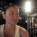 Знакомства: Юля, 37 лет, Екатеринбург