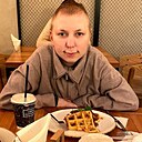 Знакомства: Вика, 20 лет, Курган