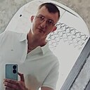 Знакомства: Евгений, 32 года, Усолье-Сибирское