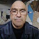 Знакомства: Ангола Там, 52 года, Соликамск