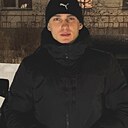 Знакомства: Максим, 22 года, Копейск