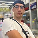 Знакомства: Денис, 18 лет, Гомель