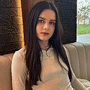 Знакомства: Алина, 23 года, Орел
