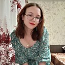 Знакомства: Илона, 19 лет, Уссурийск
