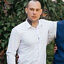 Знакомства: Александр, 28 лет, Новомосковск