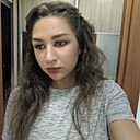 Знакомства: Эльза, 25 лет, Москва