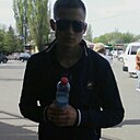 Знакомства: Олег, 29 лет, Шахтерск
