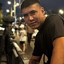 Знакомства: Денис, 29 лет, Самара