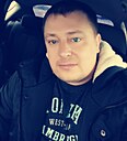Знакомства: Юрий, 41 год, Волхов