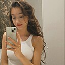 Знакомства: Алина, 22 года, Казань