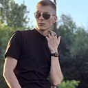 Знакомства: Денис, 24 года, Белокуриха