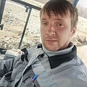 Знакомства: Денис, 34 года, Новобурейский