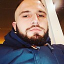 Знакомства: Виктор, 19 лет, Киев