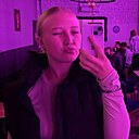 Знакомства: Даша, 19 лет, Сарапул