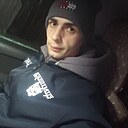 Знакомства: Максим, 30 лет, Омск