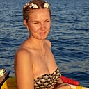 Знакомства: Алина, 18 лет, Новомосковск