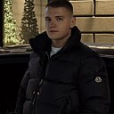 Знакомства: Артем, 30 лет, Геническ