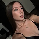 Знакомства: Камилла, 25 лет, Калининград
