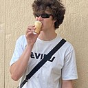 Знакомства: Саша, 18 лет, Владимир