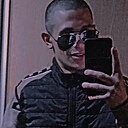 Знакомства: Василий Мирный, 29 лет, Тюмень