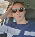 Знакомства: Игорь, 39 лет, Волжский