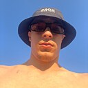 Знакомства: Алишка, 22 года, Новомихайловский