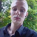Знакомства: Максим, 21 год, Осиповичи
