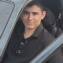 Знакомства: Максим, 25 лет, Амвросиевка