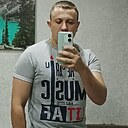 Знакомства: Виталя, 33 года, Лучегорск