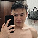 Знакомства: Adil, 24 года, Астана