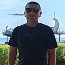 Знакомства: Емир, 42 года, Ялта