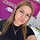 Знакомства: Ксения, 26 лет, Волжский