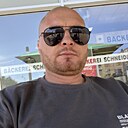 Знакомства: Sergiu, 34 года, Бонн